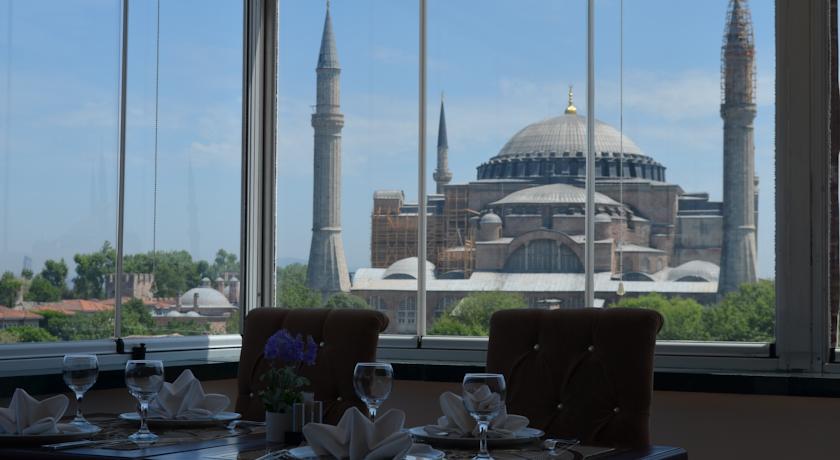 The Istanbul Hotel Bilik gambar