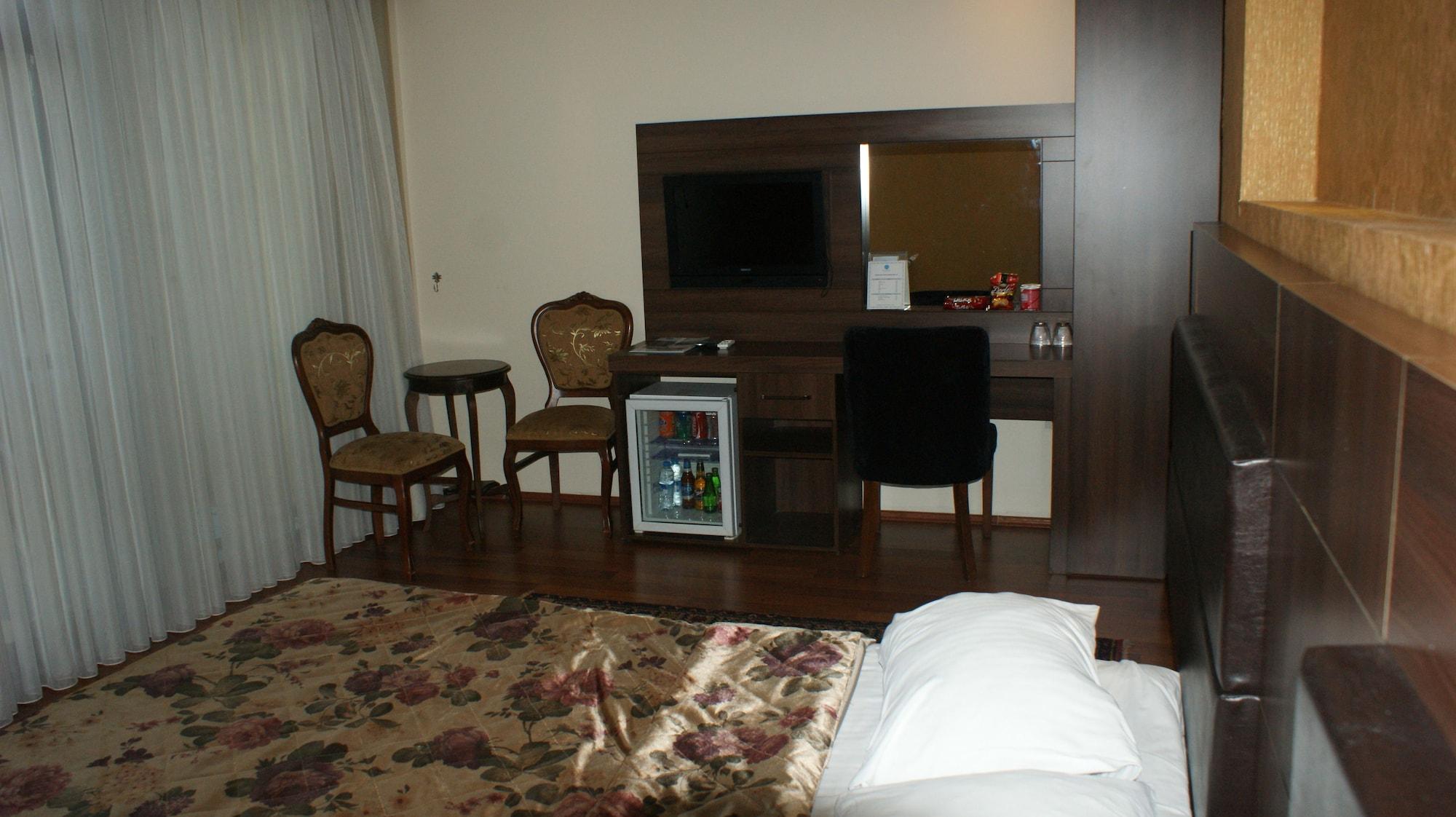 The Istanbul Hotel Luaran gambar