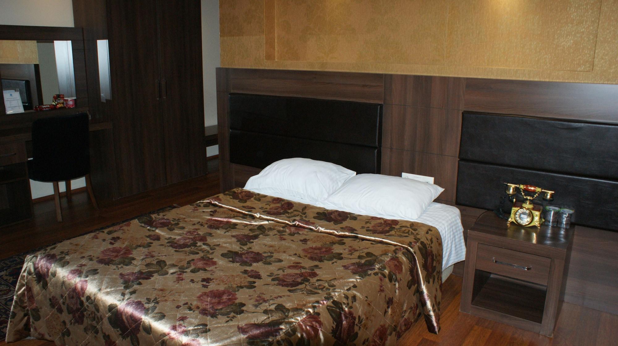 The Istanbul Hotel Luaran gambar